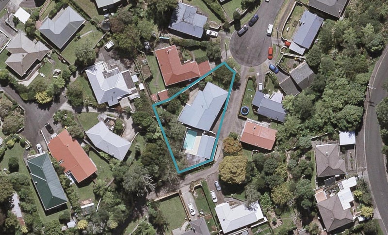 34 Beaumont Crescent, Frankleigh Park, New Plymouth - Carousel 1