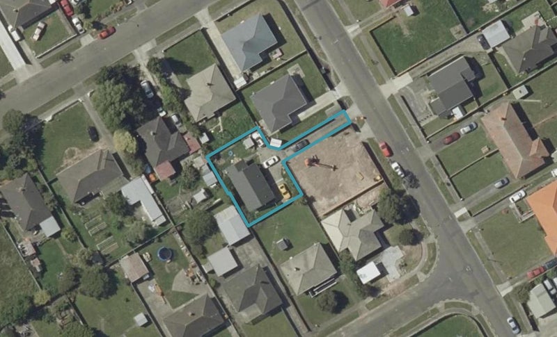 4 Esk Street, Roslyn, Palmerston North - Carousel 1