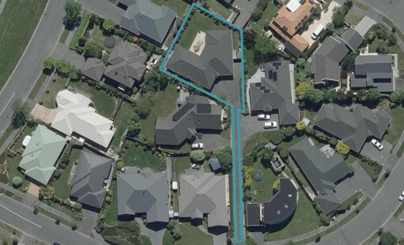 9 Glencullen Drive, Casebrook, Christchurch - Carousel 1