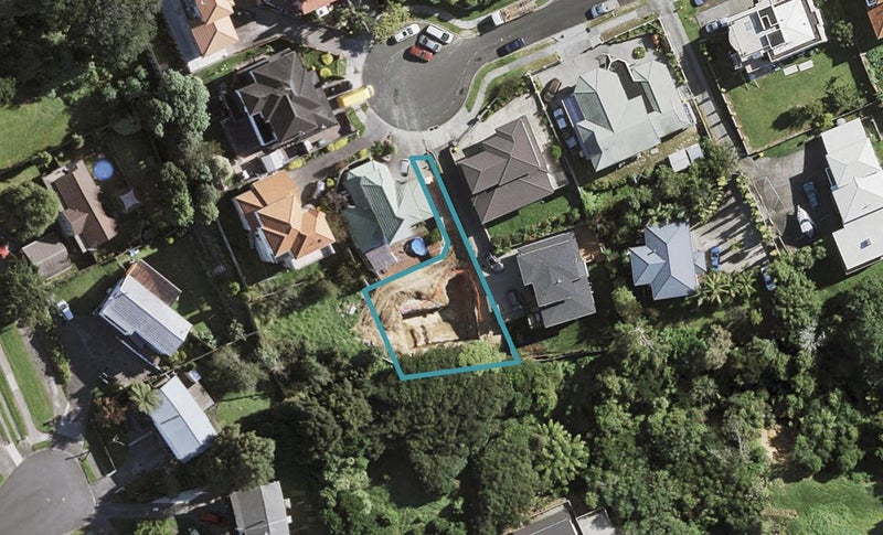 18A Pistachio Place, Goodwood Heights, Auckland - Carousel 1