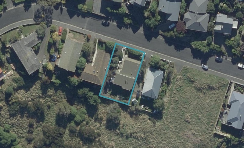 28 Moodie Street, Shiel Hill, Dunedin - Carousel 1