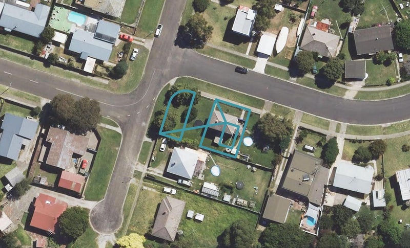 18 Endeavour Street, Te Hapara, Gisborne - Carousel 1