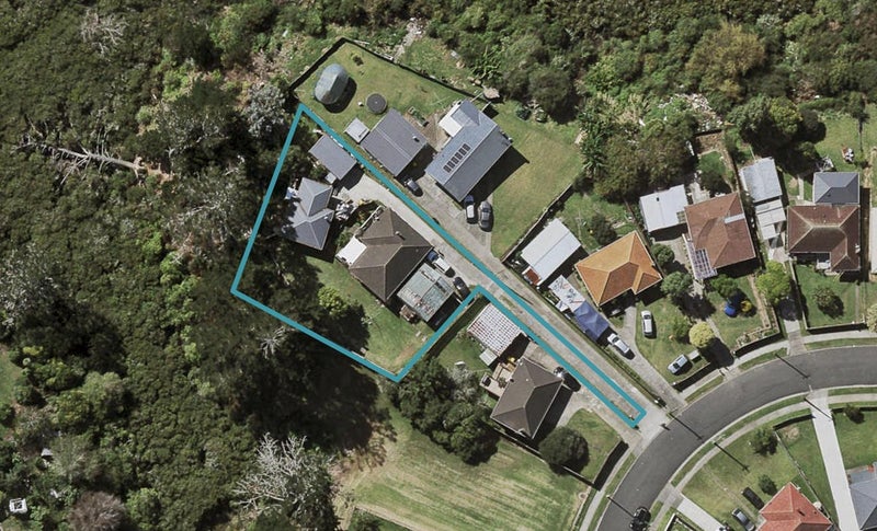 43 Antrim Crescent, Otara, Auckland - Carousel 1