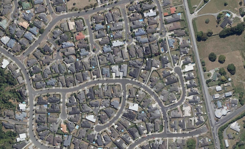 19 Tallentire Crescent, Huntington, Hamilton - Carousel 1