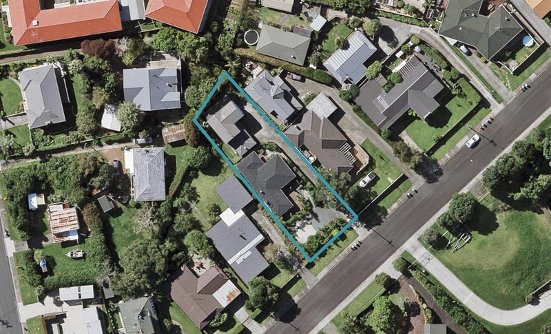 7 Riverview Road, Panmure, Auckland - Carousel 1