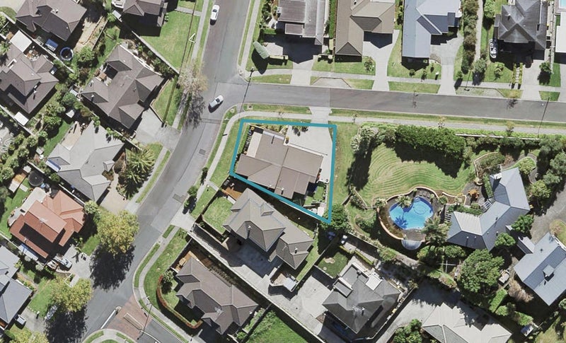 1 Lemon Grove Lane, Greenhithe, Auckland - Carousel 1