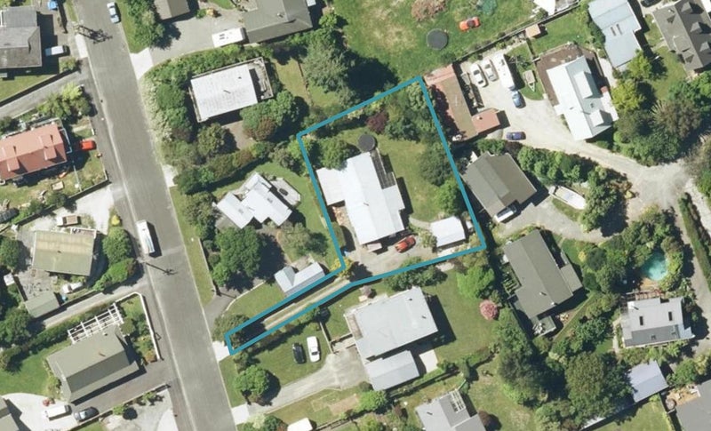 7A Huia Street, Waikawa, Picton - Carousel 1