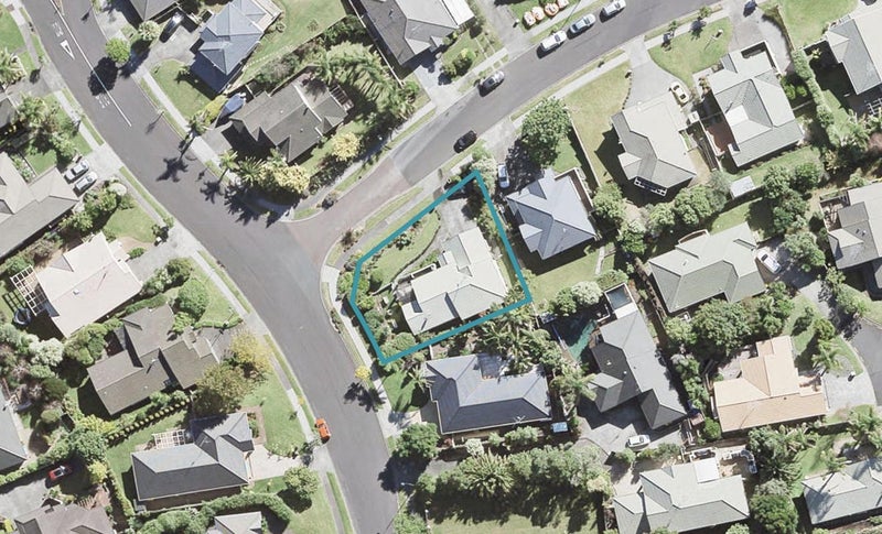 1 Carnmore Place, Torbay, Auckland - Carousel 1