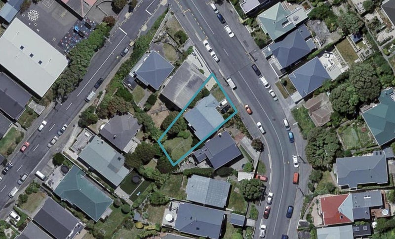 20 Arawa Road, Hataitai, Wellington - Carousel 1