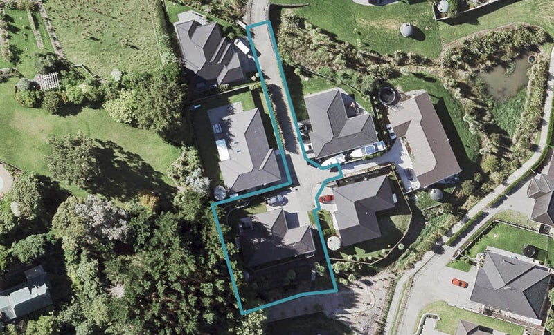 7 Neill Boak Place, Beachlands, Auckland - Carousel 1