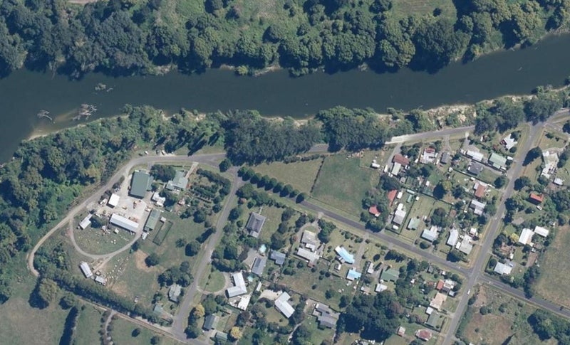 1 Grey Street, Frasertown, Wairoa - Carousel 1