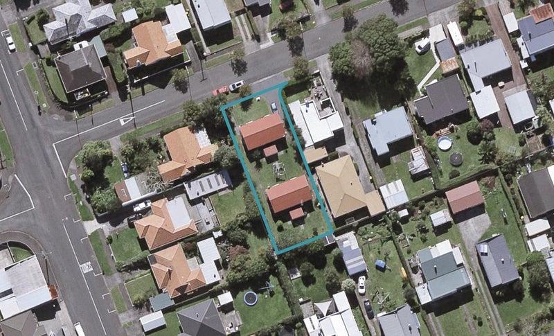 4 Cornwall Street, Brooklands, New Plymouth - Carousel 1