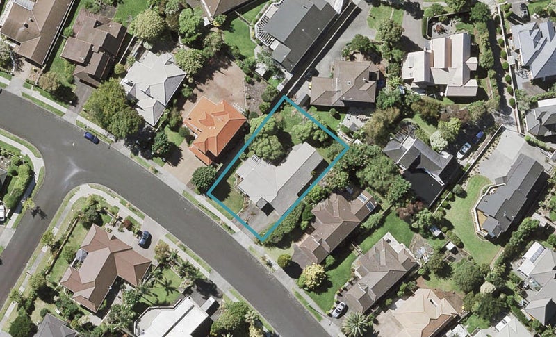 13 Clydesdale Avenue, Somerville, Manukau - Carousel 1