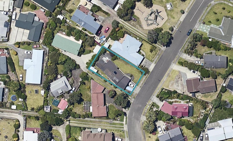 10 The Glebe, Coastlands, Whakatane - Carousel 1