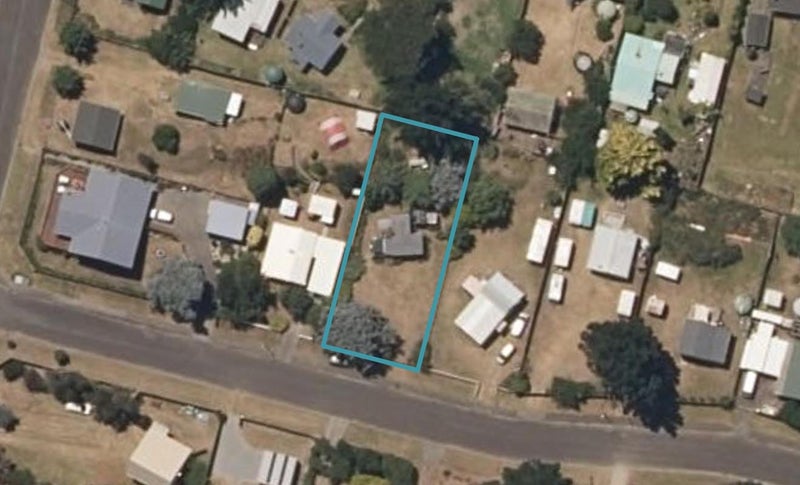 9 Alan Lindsay Avenue, Waitārere Beach, Levin - Carousel 1