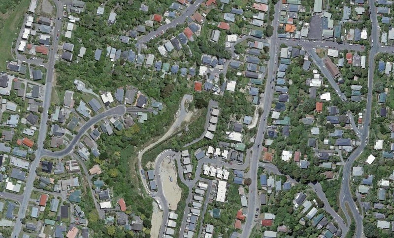 70 Tiketike Way, Brooklyn, Wellington - Carousel 1
