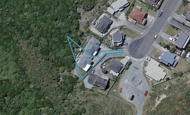 32A Bowes Crescent, Strathmore Park, Wellington - Carousel 1