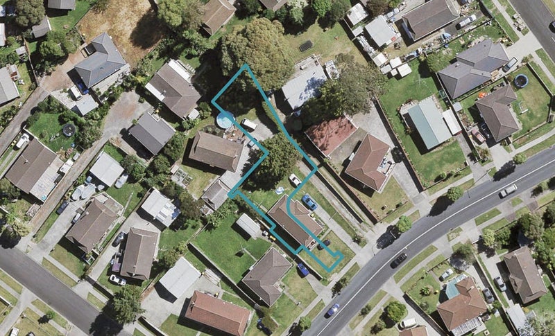 12 Maru Place, Ranui, Auckland - Carousel 1