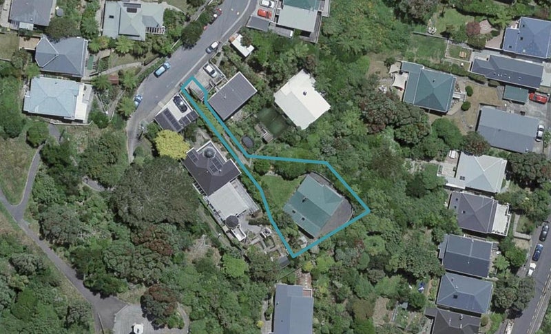 33B Sugarloaf Road, Brooklyn, Wellington - Carousel 1