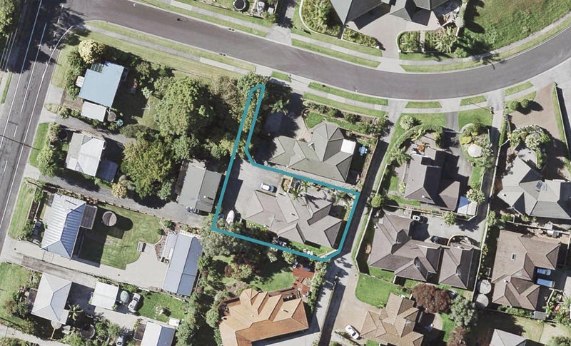 3 Araminta Place, Beachlands, Auckland - Carousel 1