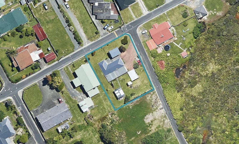 31 Ariariterangi Street, Ohinemutu, Rotorua - Carousel 1