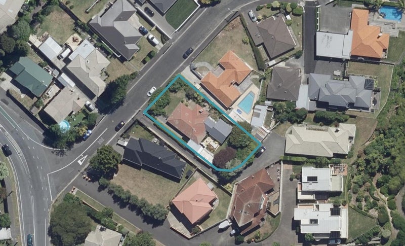 10 Minchin Crescent, St Andrews, Hamilton - Carousel 1