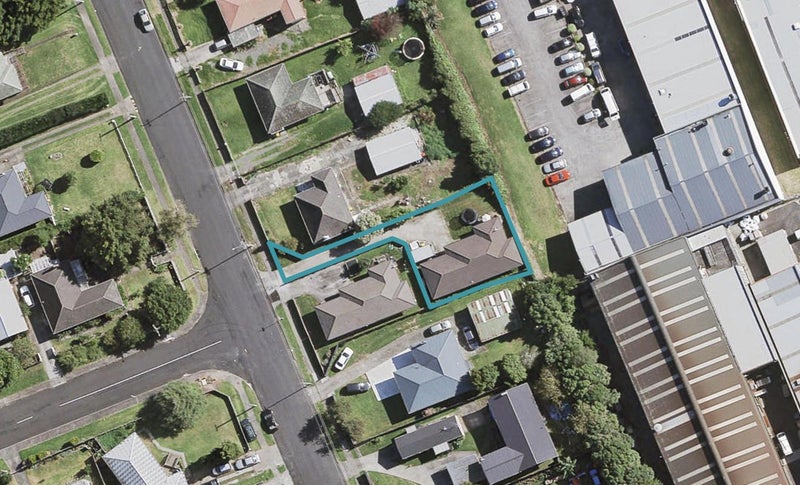 8B Fields Road, Manurewa, Auckland - Carousel 1