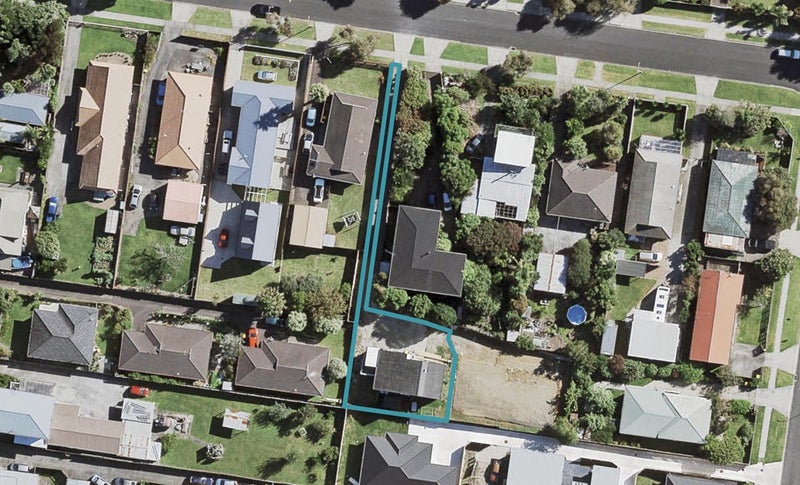 42A Waimai Avenue, Weymouth, Auckland - Carousel 1
