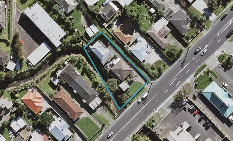 1/59 Northcote Road, Hillcrest, Auckland - Carousel 1