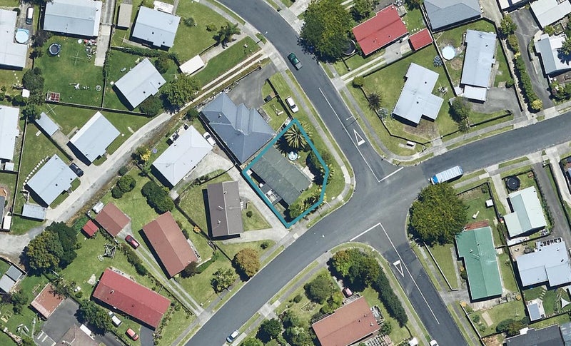 41 Jonathon Street, Brookfield, Tauranga - Carousel 1