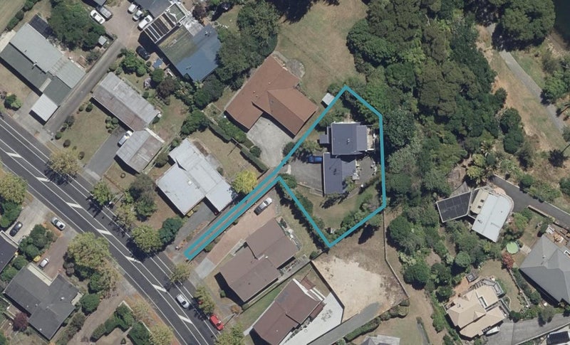 110 Totara Drive, Pukete, Hamilton - Carousel 1