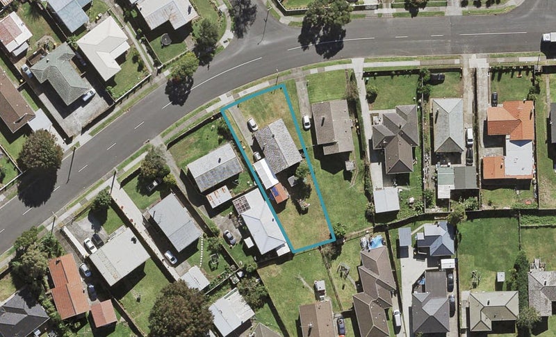35 Idlewild Avenue, Mangere, Auckland - Carousel 1