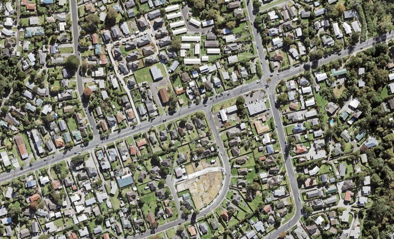 5/1 Hayman Place, Beach Haven, Auckland - Carousel 1
