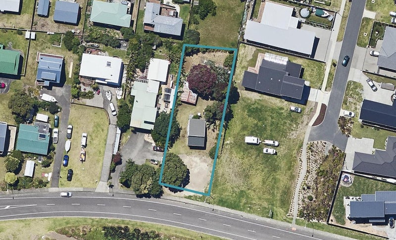 323 Harbour Road, Ohope, Ohope - Carousel 1