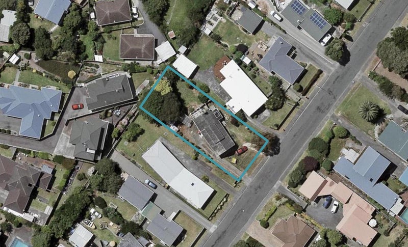 22 Teoti Street, Paraparaumu Beach, Paraparaumu - Carousel 1