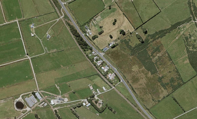 723 Bluff Highway, Clifton, Invercargill - Carousel 1