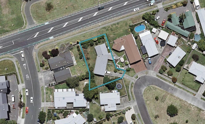 108 Tait Drive, Greenmeadows, Napier - Carousel 1