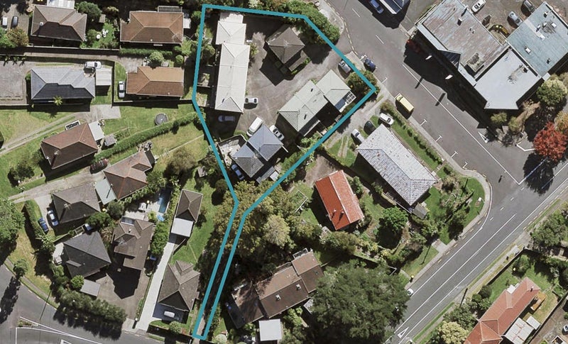 9/5 Kilham Avenue, Northcote, Auckland - Carousel 1