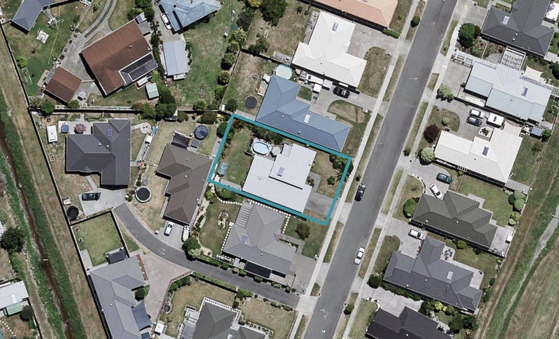 20 Mcnaughton Place, Onekawa, Napier - Carousel 1