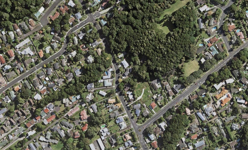 13 Scenic Drive, Hillpark, Auckland - Carousel 1