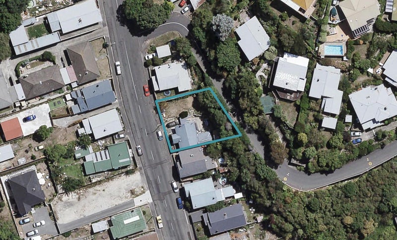 11 Chaucer Road South, Hospital Hill, Napier - Carousel 1