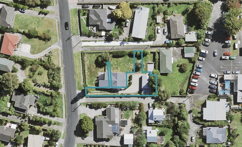 7 Kaneke Place, Glen Eden, Auckland - Carousel 1