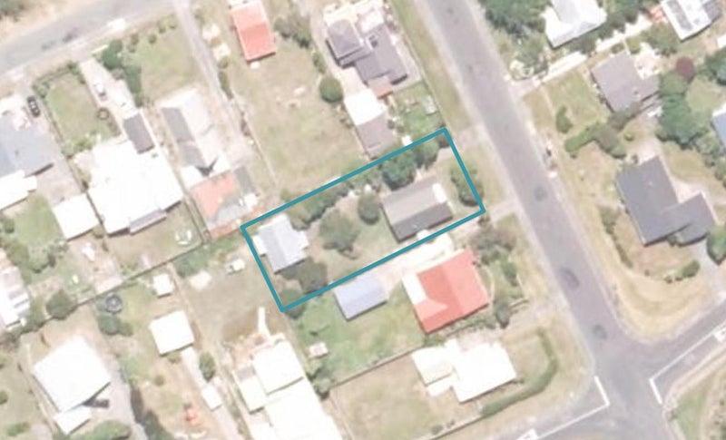 16 Tasman Street, Carters Beach, Westport - Carousel 1