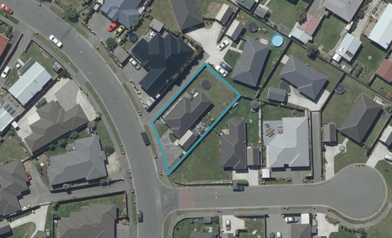 37 Bayswater Crescent, Bromley, Christchurch - Carousel 1
