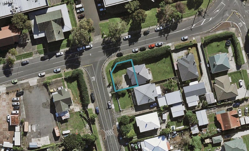 11B Fairburn Road, Otahuhu, Auckland - Carousel 1