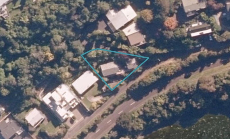 848 Wily Terrace, Acacia Bay, Taupo - Carousel 1