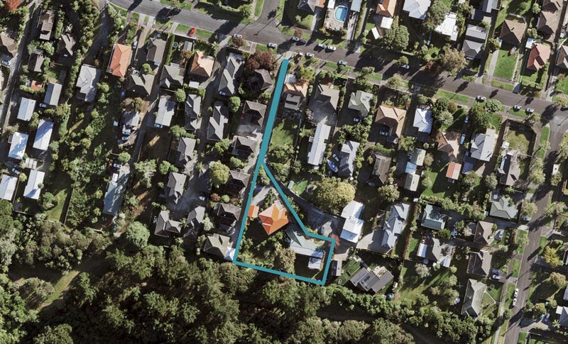 24C Fairlands Avenue, Waterview, Auckland - Carousel 1
