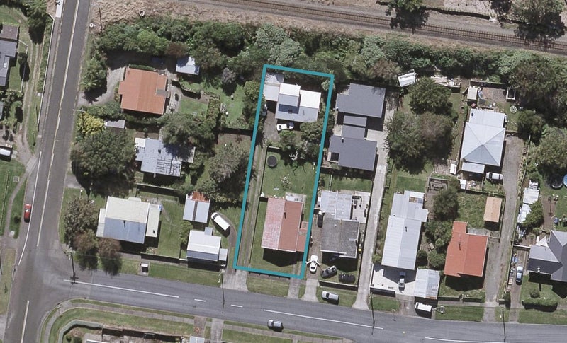 3 Atiawa Street, Glen Avon, New Plymouth - Carousel 1