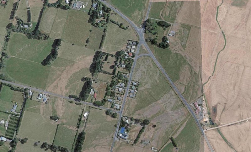 18 South Featherston Road, Featherston - Carousel 1