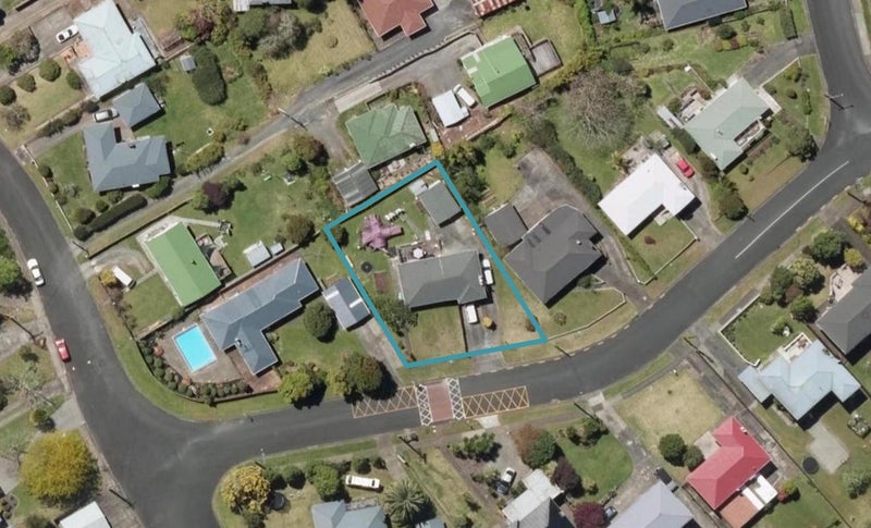 12 Wilson Avenue, Avenues, Whangarei - Carousel 1